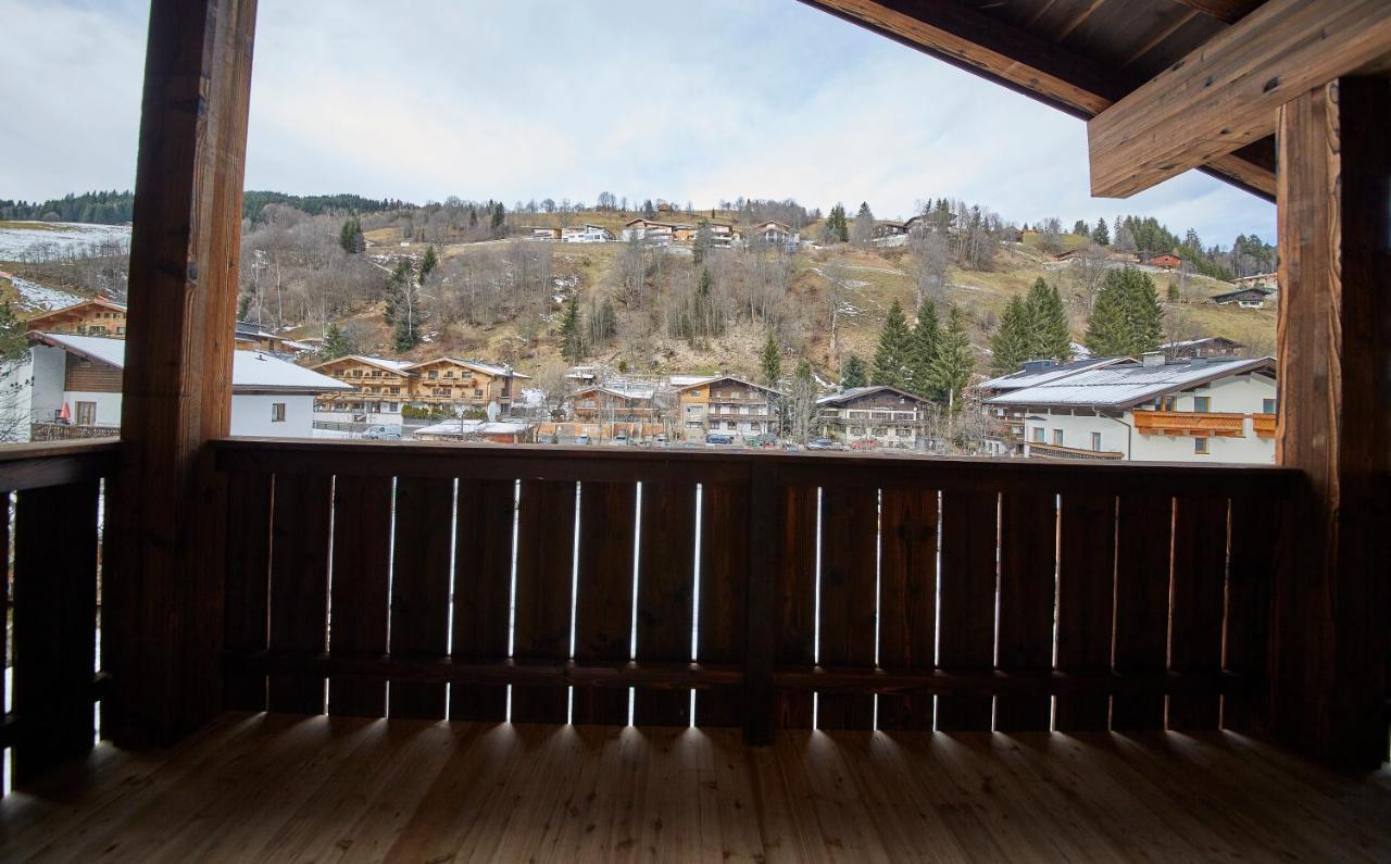 Residenz Der Wieshofer Saalbach-Hinterglemm Esterno foto